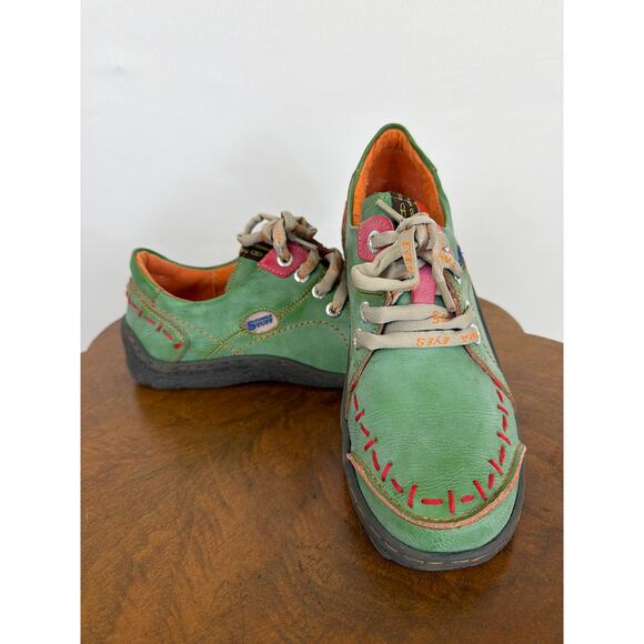 TMA company Shoes - TMA Eyes Green Leather Lace Up Red Stitching Wide Toe Comfort Shoes 10.5